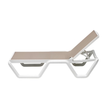 Vela Sonnenliege aus Technopolymer und Scab Design-Stoff
