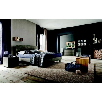 Kenzo Bett aus doppeltem Altacorte in Massivholzplanken