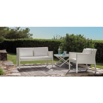 Outdoor-Sessel aus der Step-Linie von Talenti