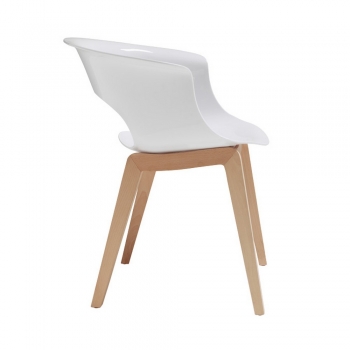 Natürlicher Miss B Antishock Sessel mit Holzbeinen von Scab Design