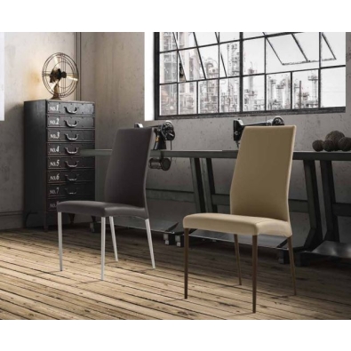 Bond-Stuhl von Zamagna