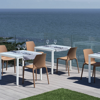 Hidra-Stuhl aus Polypropylen oder gepolstert