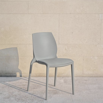 Hidra-Stuhl aus Polypropylen