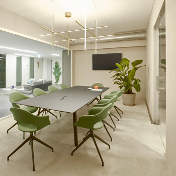 Lady B Pop Drehstuhl von Scab Design