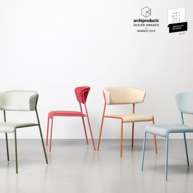 Lisa Stuhl aus Technopolymer Scab Design