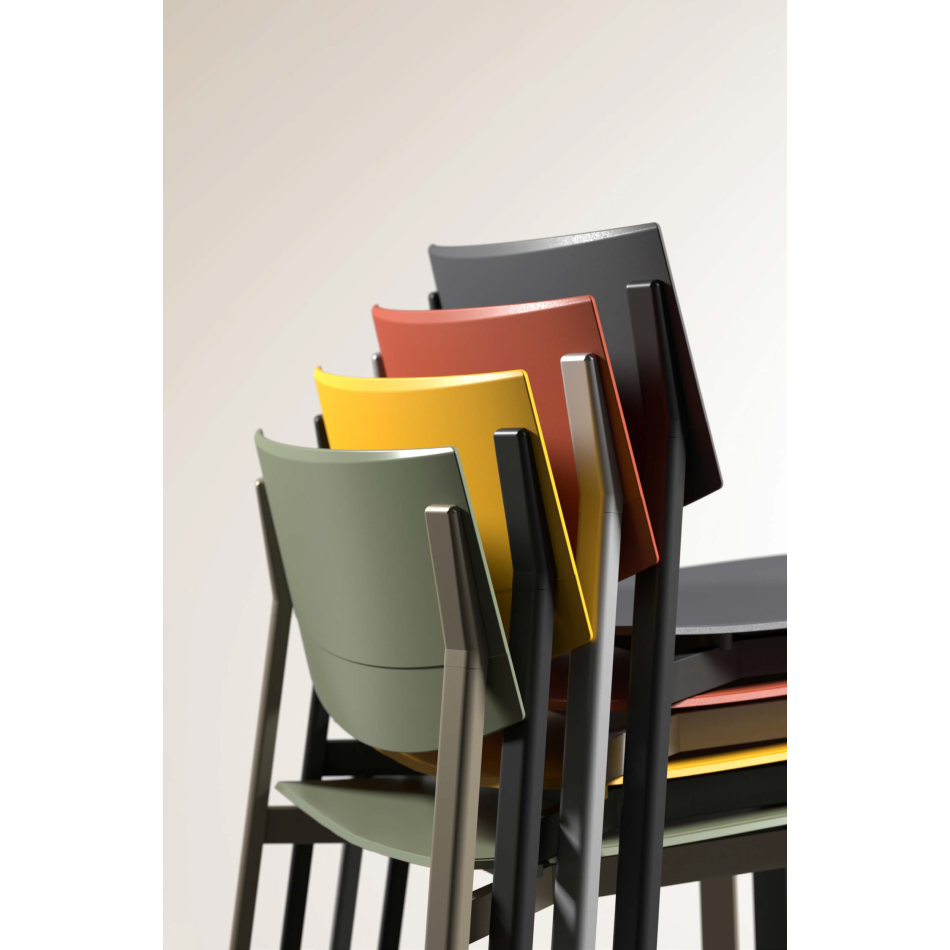 Beba-Hocker von Point House