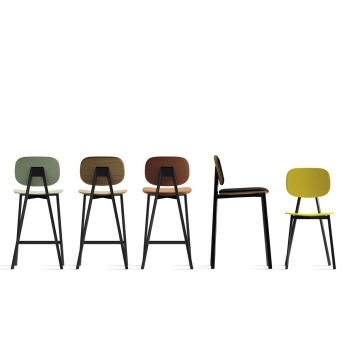 Tata 6 Hocker mit Sitz aus Polypropylen oder Holz von PoinHouse