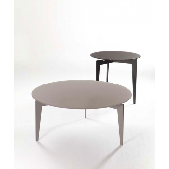 Nordischer Couchtisch von Pezzani mit lackiertem Stahlrahmen und Platte aus gehärtetem Glas