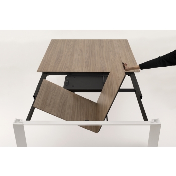 Ausziehbarer Diamante-Tisch von Point House