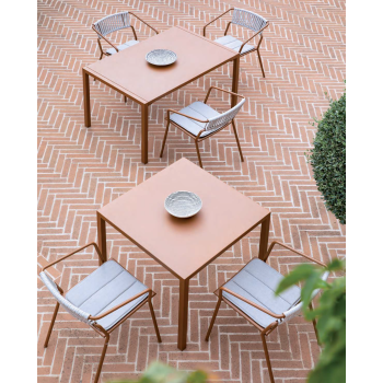 Quadratischer oder rechteckiger Tisch Quatris von Vermobil 