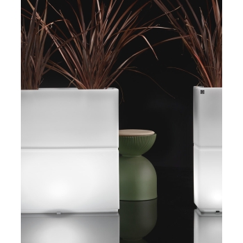 Dune Column Vase mit Licht von Lyxo