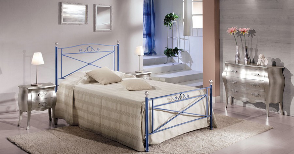 Letti In Ferro Battuto Da Una Piazza E Mezza