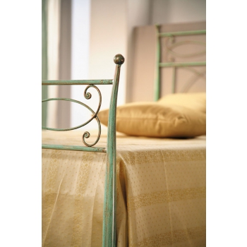 Letto a una piazza e mezzo Amber in ferro battuto prodotto artigianalmente