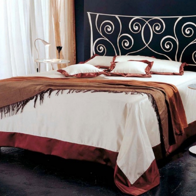 Letto Kalì matrimoniale di Pama Letti 