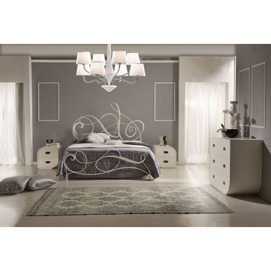 Letto matrimoniale Oriente in ferro battuto prodotto artigianalmente