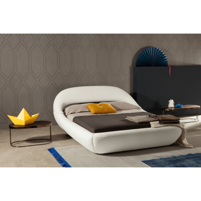 Letto matrimoniale Sleepy di Tonin Casa in pelle e ecopelle 