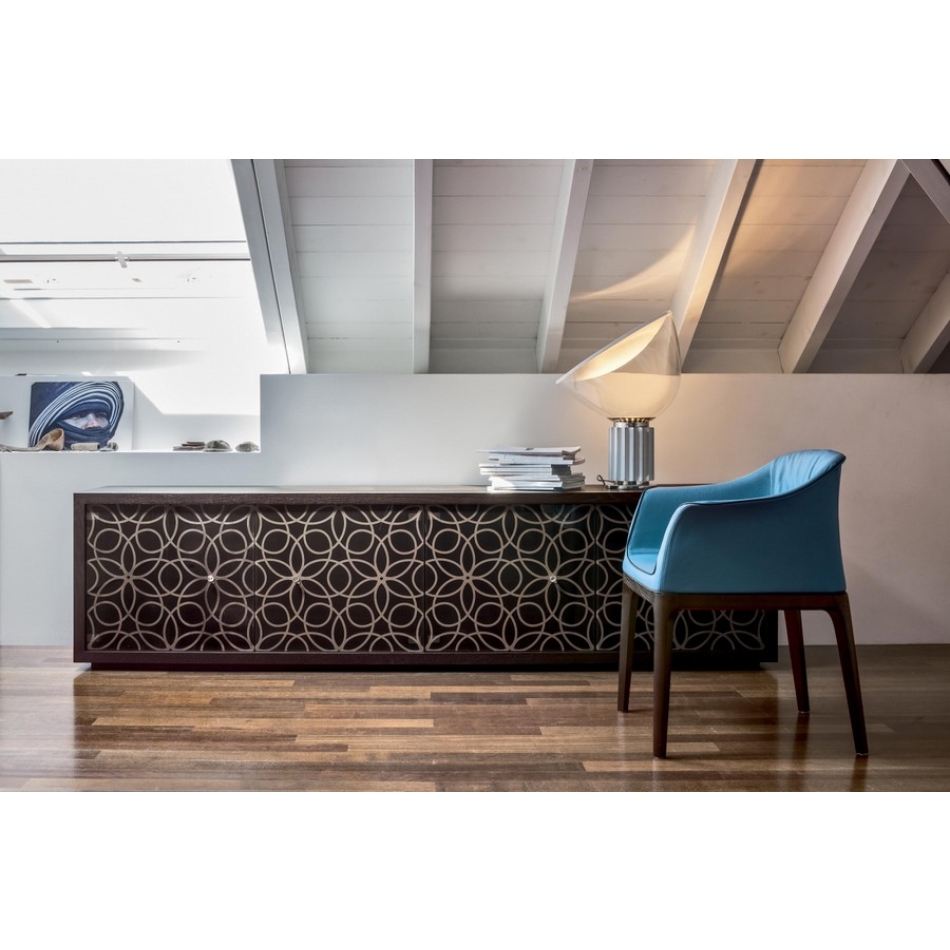 Madia della linea Granada di Tonin Casa elegante in legno e cristallo