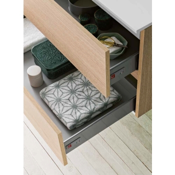 Mobile da bagno Tris di Kios in effetto legno elegante e moderno