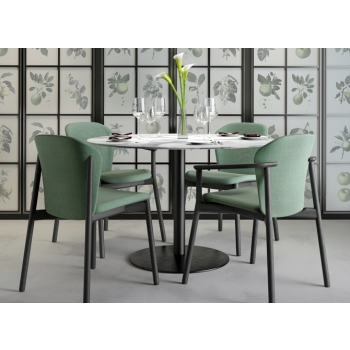 Poltrona Natural Finn con braccioli Scab Design