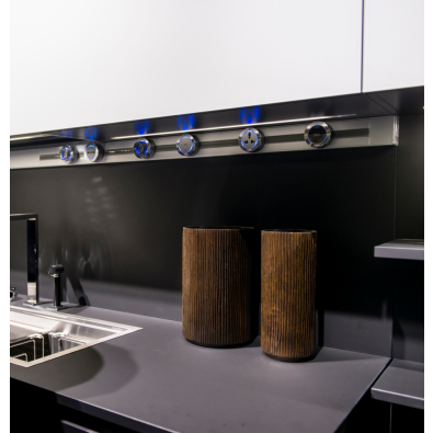 Profilo elettrificato con adattori 