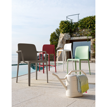 Sedia Bayo CB2119 di Connubia con braccioli