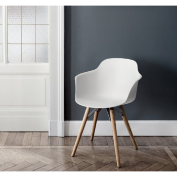 Sedia Bontempi Mood con struttura in legno, acciaio, allumino con e senza braccioli fissa o girevole