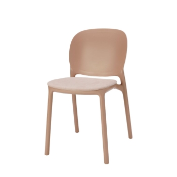 Sedia Hug imbottita di Scab Design