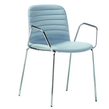 Sedia Liù in metallo, legno, rivestita in tessuto, cuoio, pelle con cuciture orizzontali o grinze,