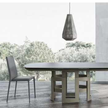 Sedia Malik di Bontempi in ecopelle, pelle o tessuto