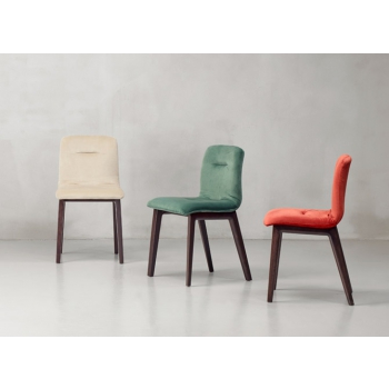 Sedia Natural Alice Pop imbottita e con struttura in legno Scab design