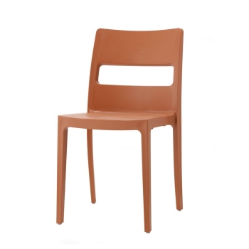 Sedia Sai in tecnopolimero e impilabile Scab Design 