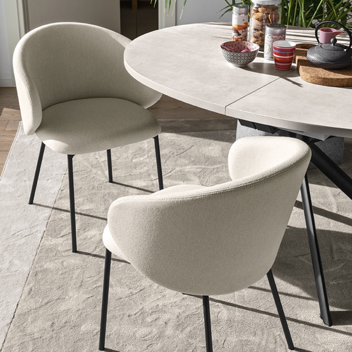 Sedia Tuka Connubia CB1999 con gambe in metallo