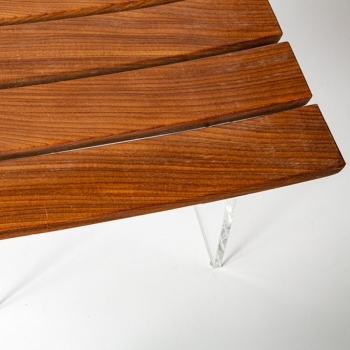 Sgabello Koi Stool CP503J di Cipì in legno Teak e plexiglass extraclear