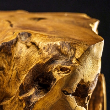 Sgabello Sarong CP503 di Cipì in legno Teak lavorato a mano e trattato a cera
