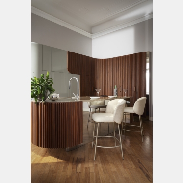 Sgabello SWEEL CS2214 di Calligaris