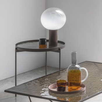 Tavolino Esprit di Pezzani struttura in acciaio Verniciato e piano in vetro temperato
