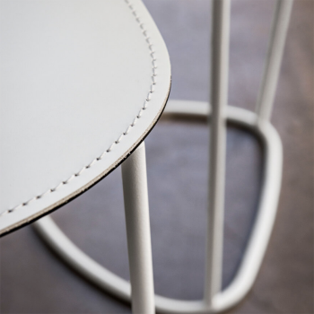 Tavolino Guapa Coffee Table in metallo e cuoio di Midj