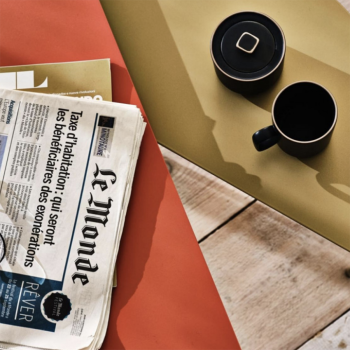 Tavolino Hoodi Coffee Table in metallo e cuoio di Midj