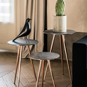 Tavolino Trip Coffee Table in metallo e cuoio o ceramica di Midj