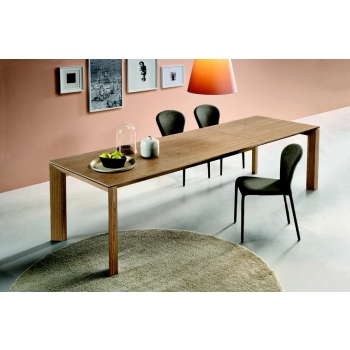 Tavolo allungabile Apollo di Midj con piano in varie finiture 