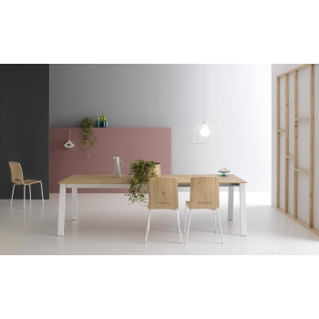 Tavolo Delta Plus di Point House allungabile funzionale da cucina