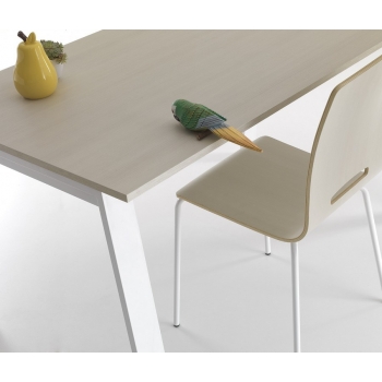 Tavolo Delta Plus di Point House allungabile funzionale da cucina