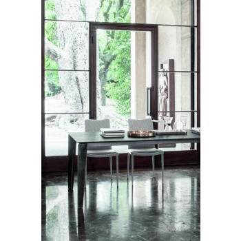 Tavolo moderno e di design Cruz di Bontempi in molteplici dimensioni e finiture
