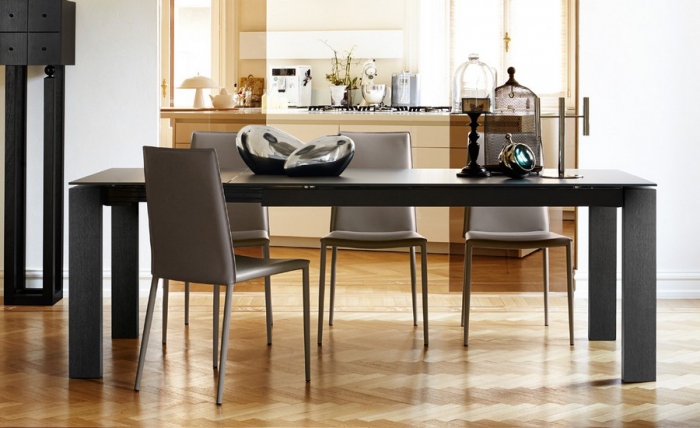 Tavolo Sigma Glass Di Connubia By Calligaris Allungabile Con Gambe In Legno