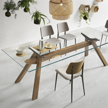 Tavolo Zeus di Midj con struttura in metallo o legno e piano in ceramica o legno