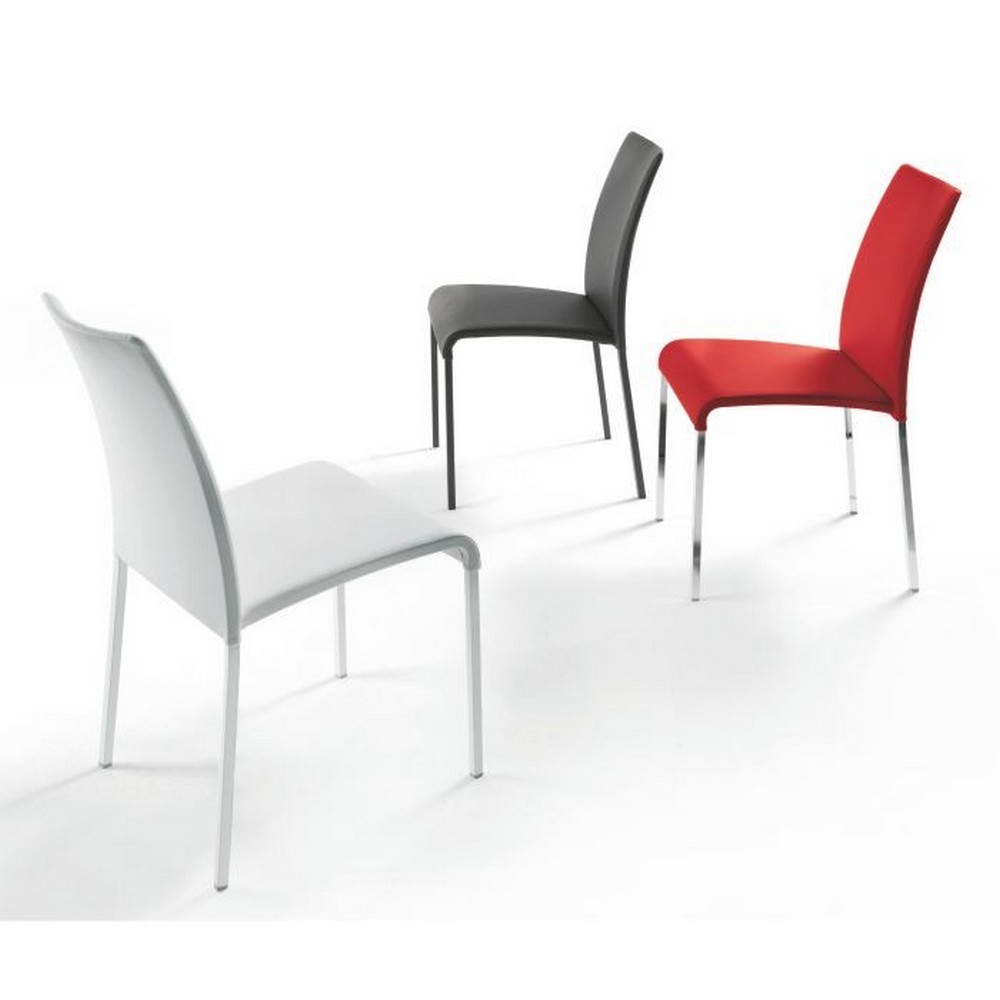 Sissi Stuhl von Ingenia Bontempi mit Bezug aus Kunstleder in