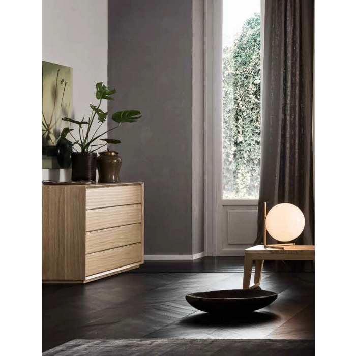 Nook Kommode mit vier Schubladen aus Massivholz von Altacorte