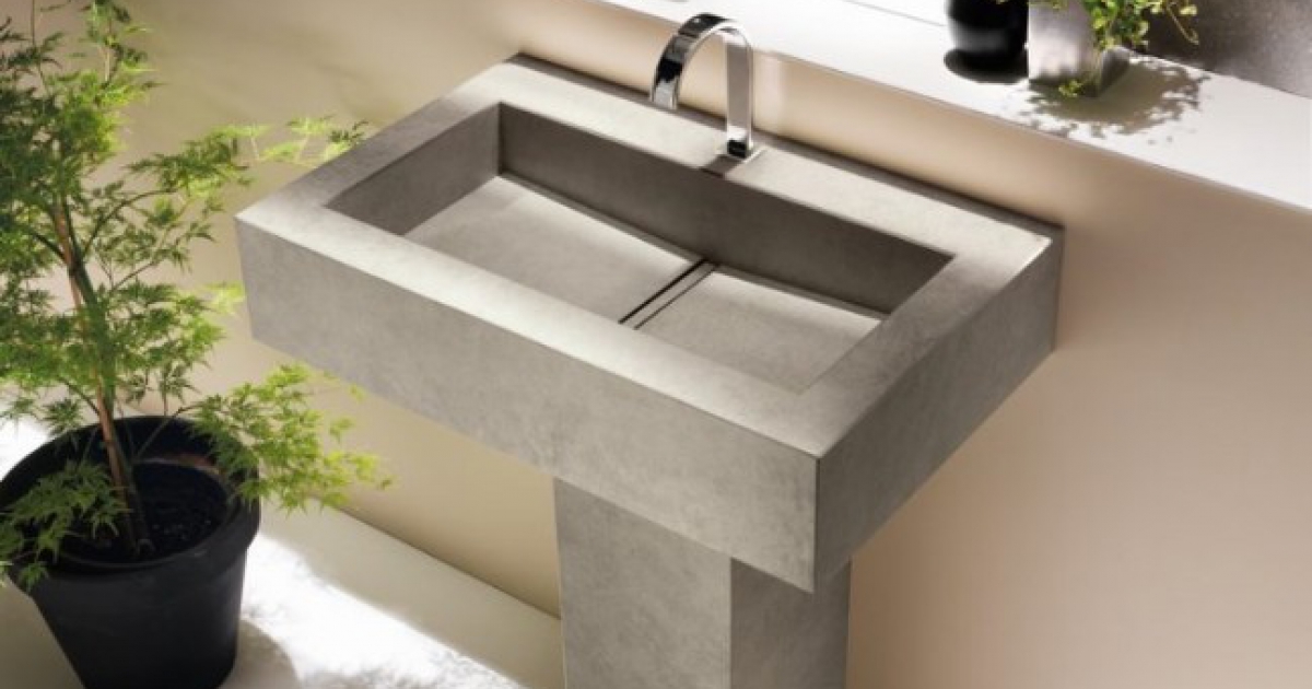 Quadratisches, freistehendes Waschbecken aus Feinsteinzeug