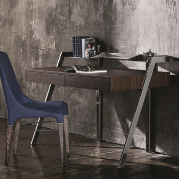 Eleganter Zac Bontempi Schreibtisch mit Holzplatte und Stahlkonstruktion