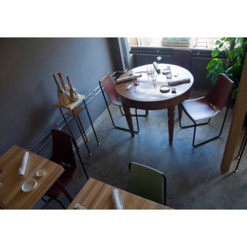 Apelle Stuhl von Midj mit Ledersitz